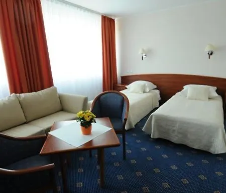 Osrodek Wypoczynkowo - Szkoleniowy Allianz リゾート